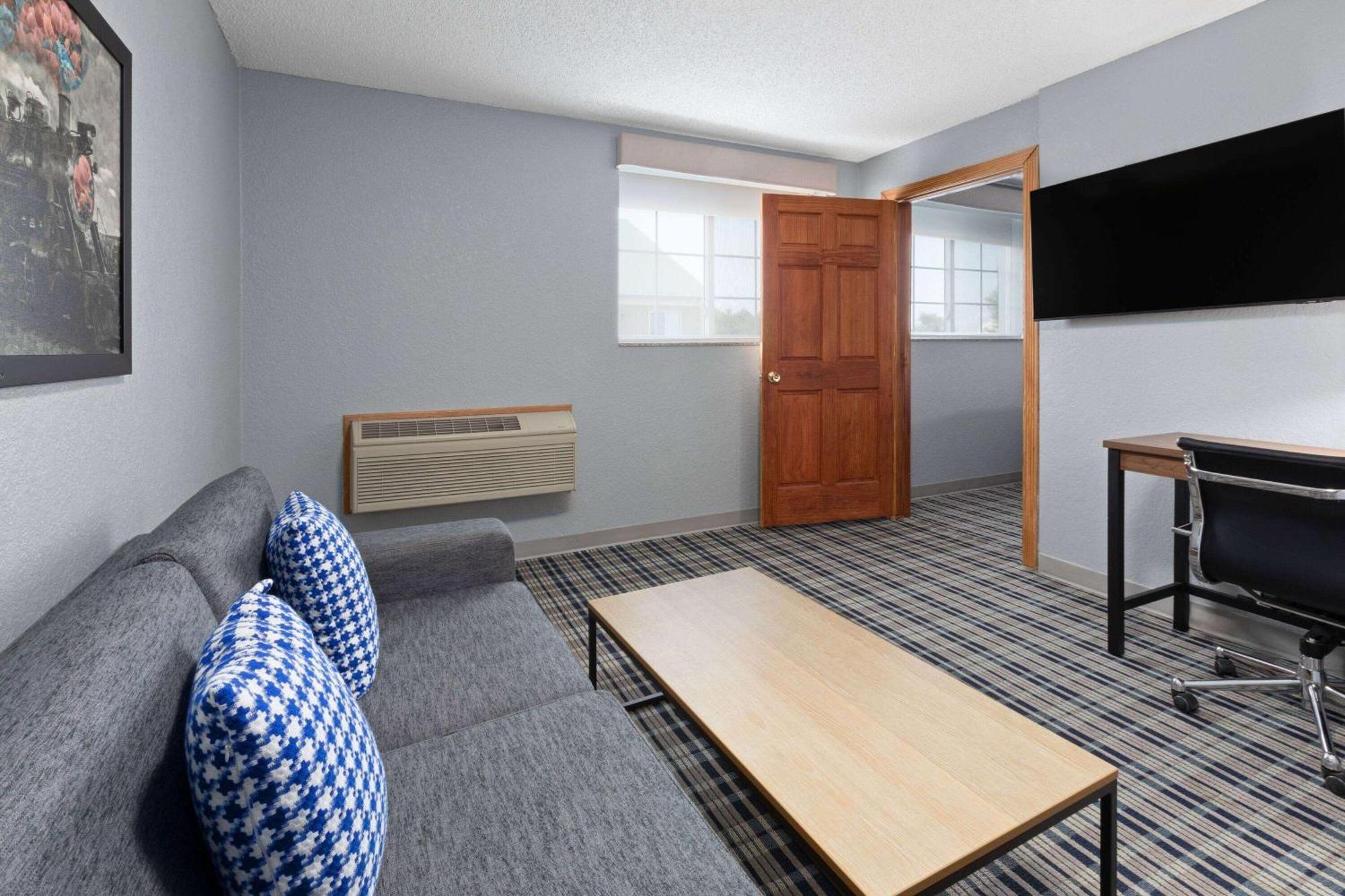Pioneer Inn & Suites Grinnell Exteriér fotografie